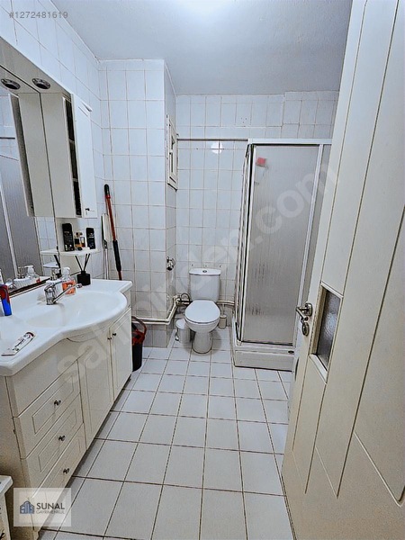 Validebağ Korusu Karşısı Köşk Sitesinde 3+1 Geniş Arakat Daire — fotoğraf 15