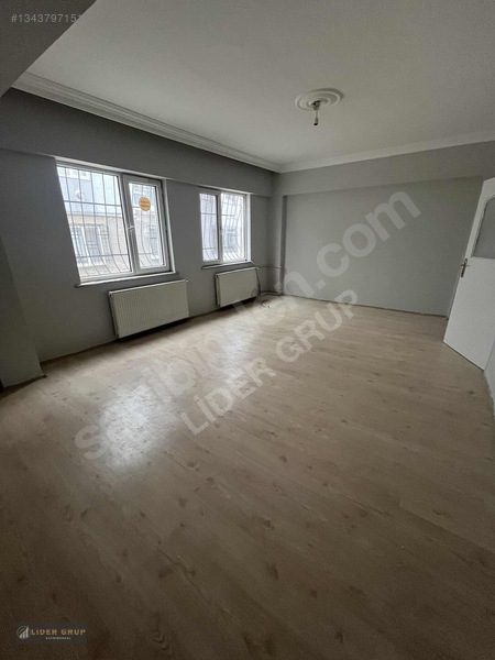 Lıder Gruptan Pıremır'de 2+1 110 M2 Bahçelı Kıralık Daıre