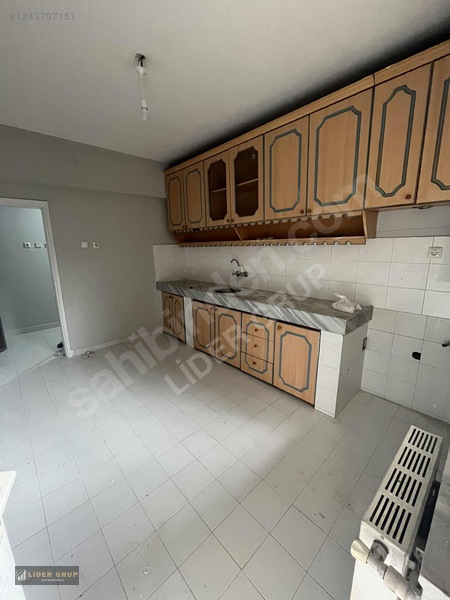 Lıder Gruptan Pıremır'de 2+1 110 M2 Bahçelı Kıralık Daıre — fotoğraf 10