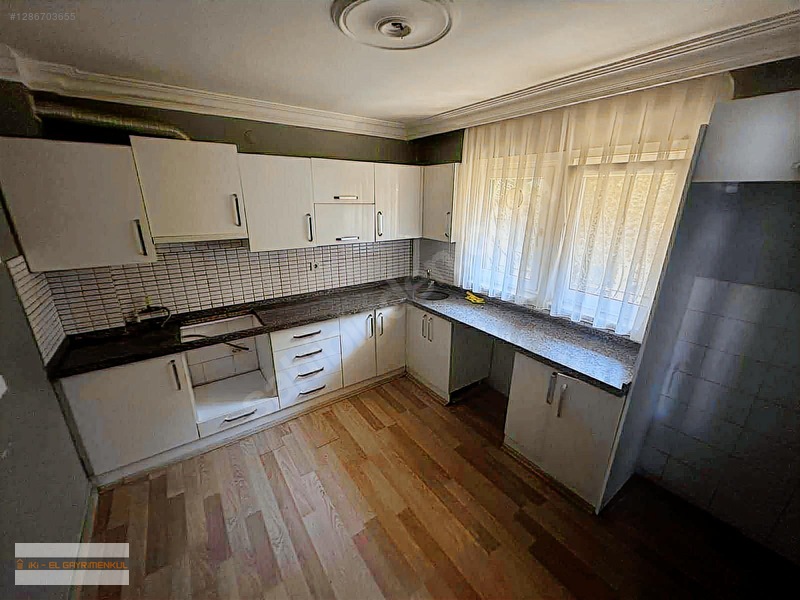 İki-el Den Çengelköy Ata2 De Emsalsiz Konumda Bahçeli Tripleks — fotoğraf 22
