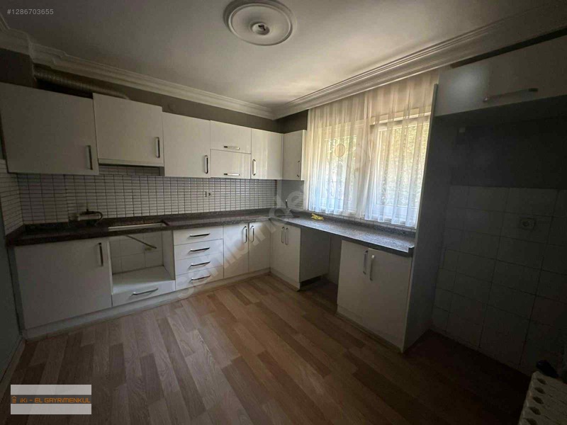 İki-el Den Çengelköy Ata2 De Emsalsiz Konumda Bahçeli Tripleks — fotoğraf 25