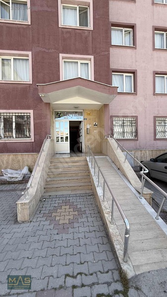 Adliye Ve Şehir Hastanesi Dibinde Site İçi 3+1 Satılık Daire — fotoğraf 4