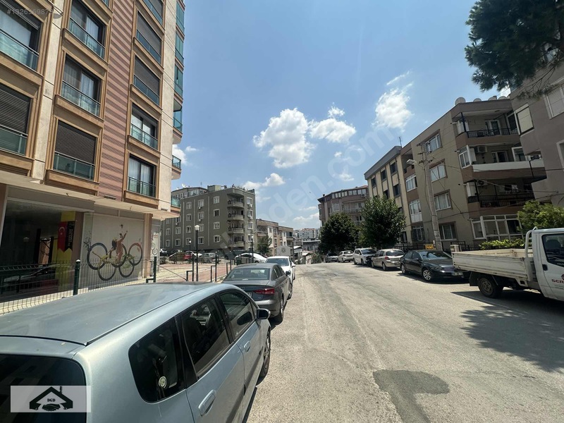 3 Yıldızdan Bülent Ecevit Parkı Yanı Doğalgazlı Ara Kat 2+1 — fotoğraf 2