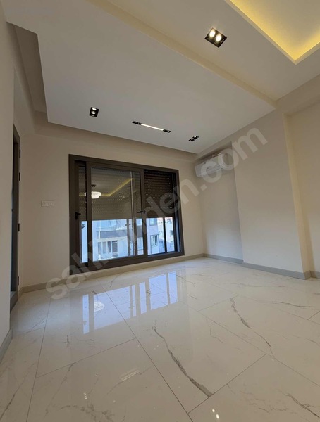 Bergama Merkez E.banyolu 2+1 Doğalgazlı-klima-3 Lü Ankastre Set — fotoğraf 4