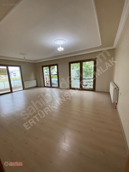 Yavuz Sultan Selim'de 220 M² Kiralık 3+1 Daire (ayrı Girişli) — fotoğraf 3