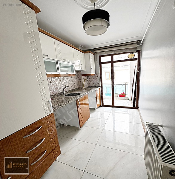Esenyurt Belediye Meydana Metrobüse Yakın 2+1 Acil Satılık Daire — fotoğraf 4