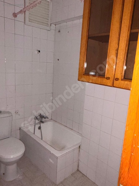 Karabük Araştırma Hastanesine Yakın Balkonlu Kullanışlı Geniş3+1 — fotoğraf 9