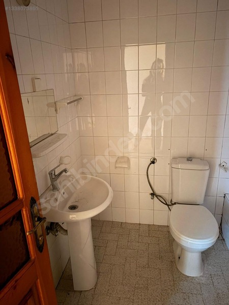 Karabük Araştırma Hastanesine Yakın Balkonlu Kullanışlı Geniş3+1 — fotoğraf 11
