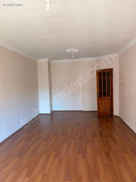 Karabük Araştırma Hastanesine Yakın Balkonlu Kullanışlı Geniş3+1 — fotoğraf 12