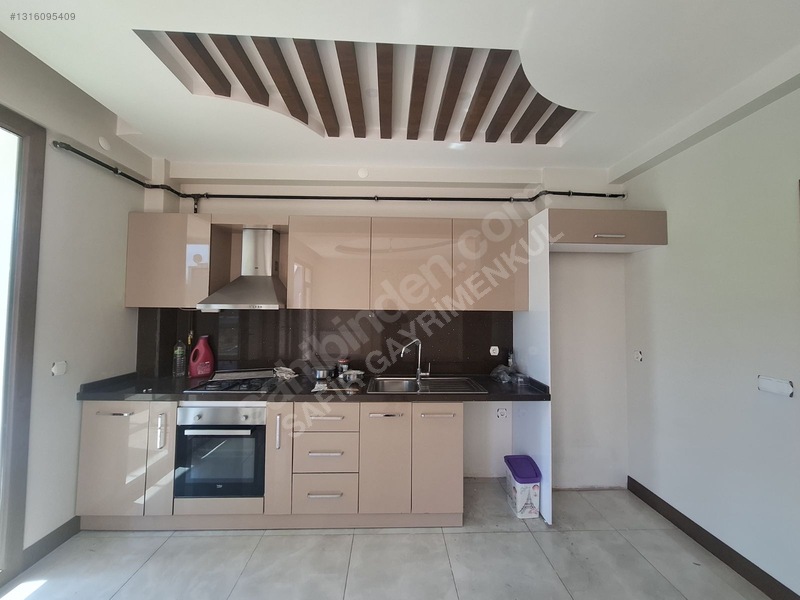 Safir Emlak'tan Tekel Civarında 2+1 Kiralık Lüks Daire — fotoğraf 2