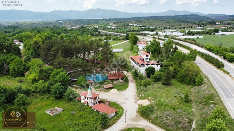 Egemen Emlak'tan Kastamonu Yoluna Cephe Satılık Tarla — fotoğraf 2