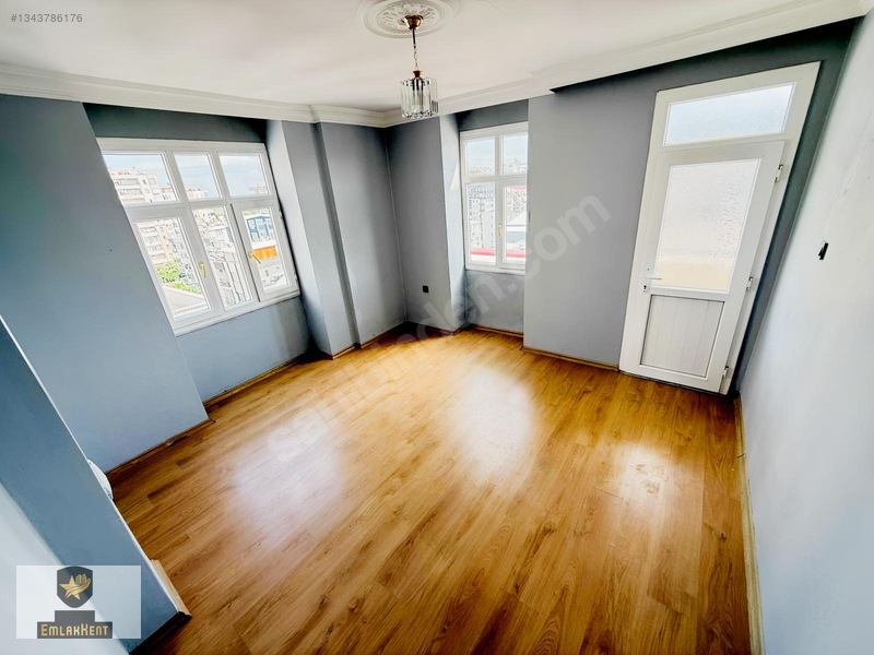 Beyazevlerin Tam Merkezinde Kapalı Mutfak 3+1 — fotoğraf 16