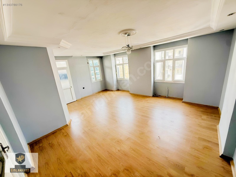 Beyazevlerin Tam Merkezinde Kapalı Mutfak 3+1 — fotoğraf 21