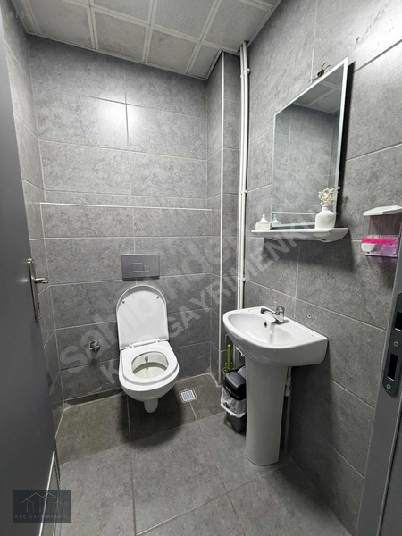 Batıkent Metro Yakını İki Katlı Her İşe Uygun Kiralık Dükkan — fotoğraf 14