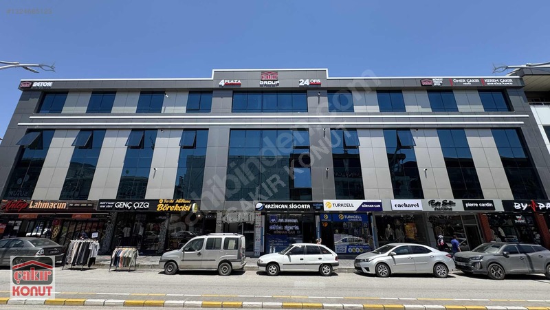 Çakır Konut'tan 4 Yol Plaza Kiralık Ofisler