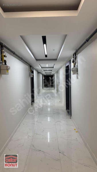 Çakır Konut'tan 4 Yol Plaza Kiralık Ofisler — fotoğraf 7
