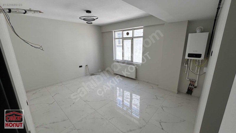 Çakır Konut'tan 4 Yol Plaza Kiralık Ofisler — fotoğraf 15