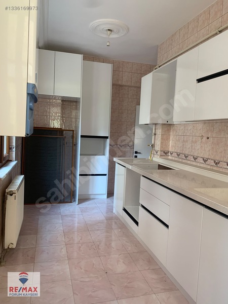 Talasta Kiralık 3+1 Zemin Kat Daire — fotoğraf 11