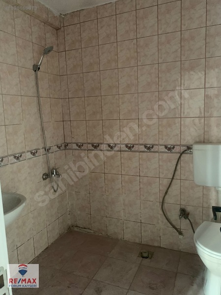 Talasta Kiralık 3+1 Zemin Kat Daire — fotoğraf 14