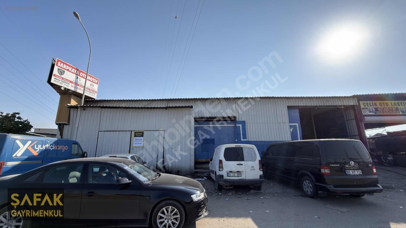 Şafak-sanayi Sitesinde Cadde Cepheli Kiracılı 600m2 İş Yeri — fotoğraf 3