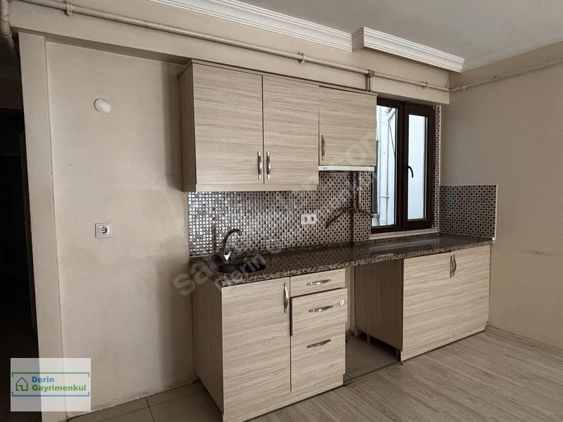Derin'den Merkezde Yeni Binada 2+1 Kiralık Daire — fotoğraf 3