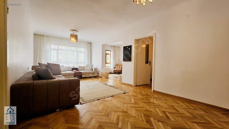Ets'den Dikmen Caddesi Yakını Ara Kat 3+1 Daire (2+1+yemek Od.)
