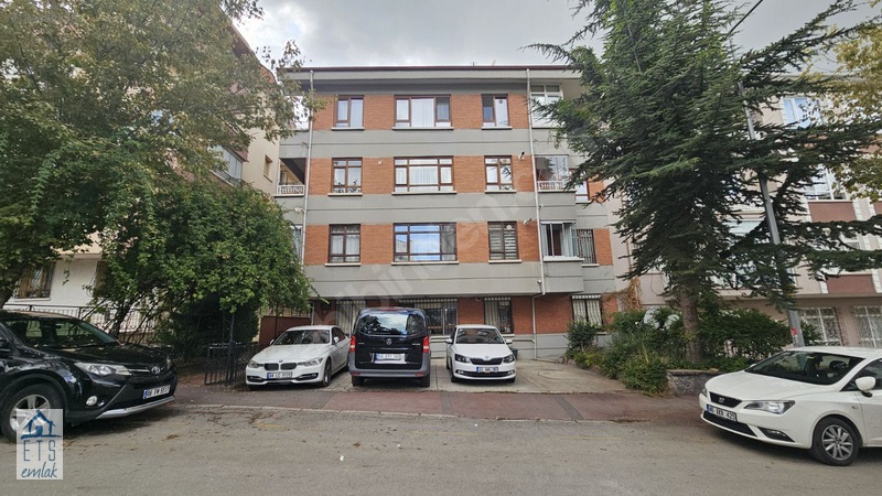 Ets'den Dikmen Caddesi Yakını Ara Kat 3+1 Daire (2+1+yemek Od.) — fotoğraf 28