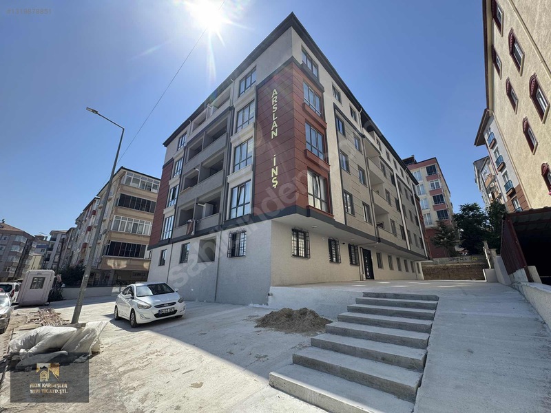 Kiralık 2+1 Lüks Daire G.m.k.p Mah. Merkezi Lokasyonda Ara Kat
