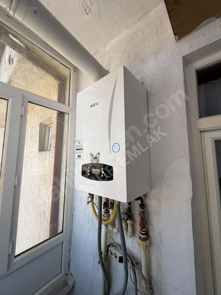 Onur Emlak ' Tan Kiralık Daire Fırat Mah 3+1 Doğal Gazlı. — fotoğraf 2
