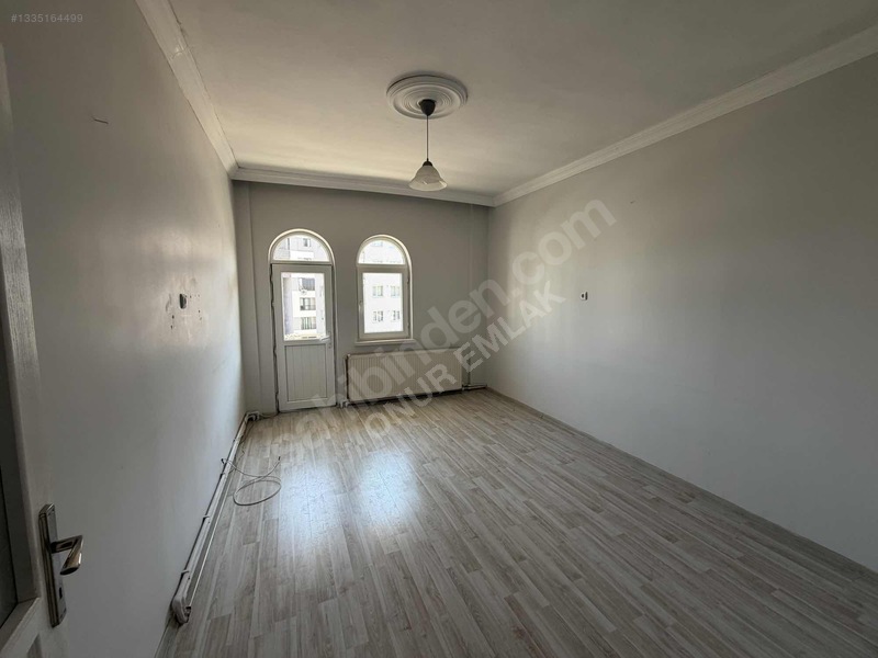 Onur Emlak ' Tan Kiralık Daire Fırat Mah 3+1 Doğal Gazlı. — fotoğraf 16