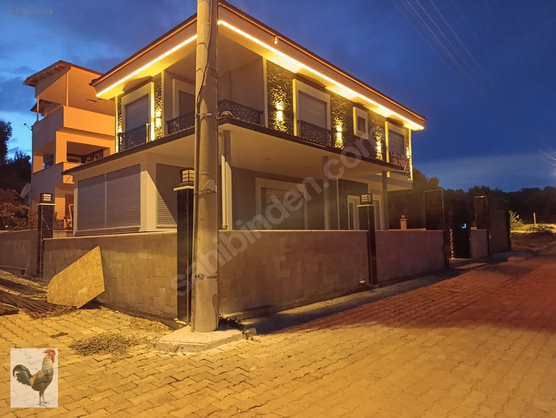 Didim Uslu Sitesi'nde Satılık Lux 4+1 Villa Geniş Bahçe Otopark