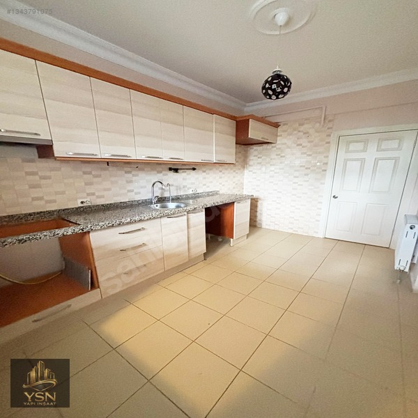 Ysn İnşaat'tan Site İçerisinde 3+1 Ara Kat Daire !!! — fotoğraf 5