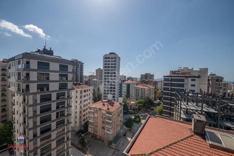 Suadiye'de Metro Ve Marmaray Arasında Deniz Manzaralı Sıfır 3+1 — fotoğraf 11