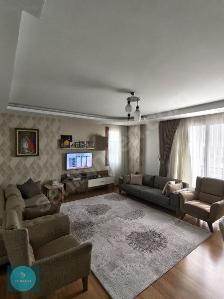 Turkuazdan Yüreğirde Optimum Arkası Full Lüx Eşyalı 3+1 K.mutfak