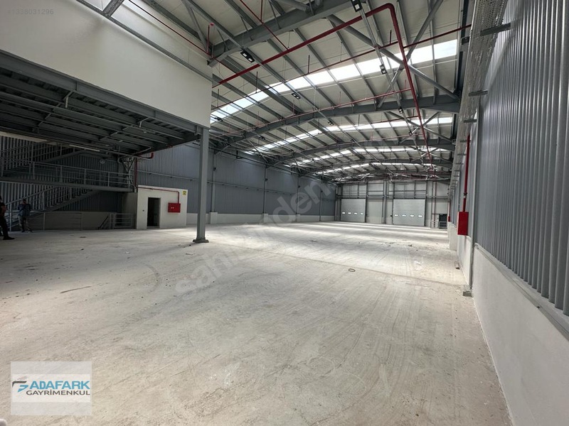 Arifiye 1.organize Sanayi Bölgesinde Kiralık Fabrika.. — fotoğraf 10