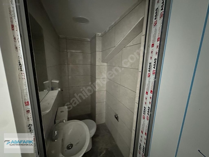 Arifiye 1.organize Sanayi Bölgesinde Kiralık Fabrika.. — fotoğraf 28