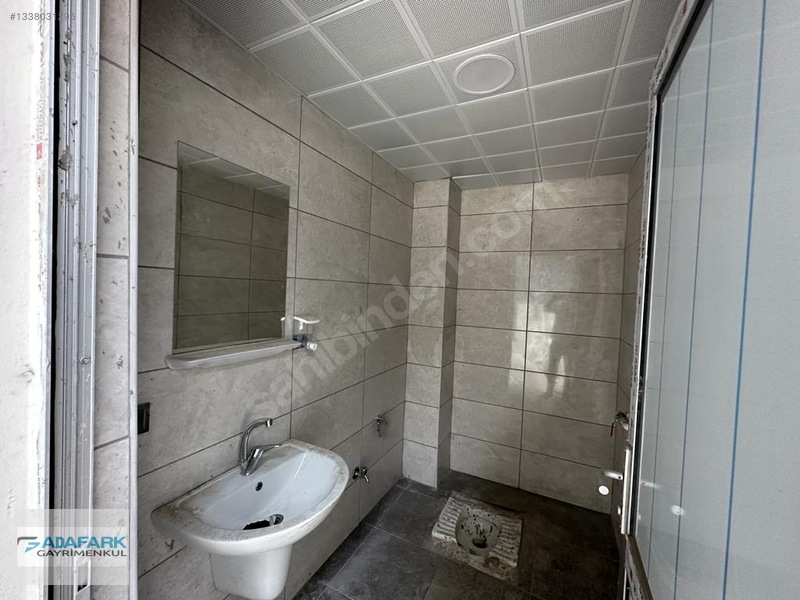 Arifiye 1.organize Sanayi Bölgesinde Kiralık Fabrika.. — fotoğraf 29