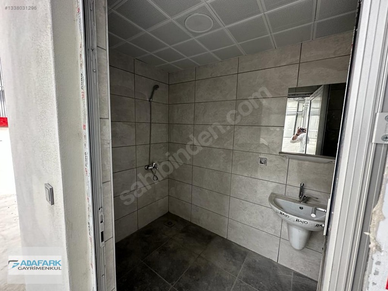 Arifiye 1.organize Sanayi Bölgesinde Kiralık Fabrika.. — fotoğraf 30