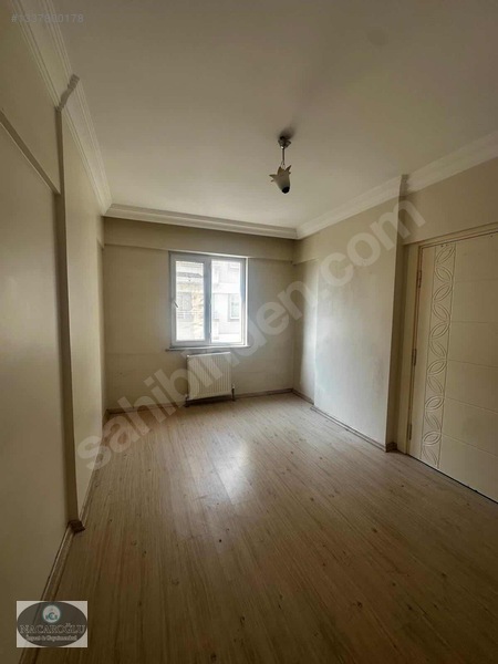 Ncr'den Üniversite Ve Jandarma Alayına Yakın 3+1 Kiralık Daire — fotoğraf 2