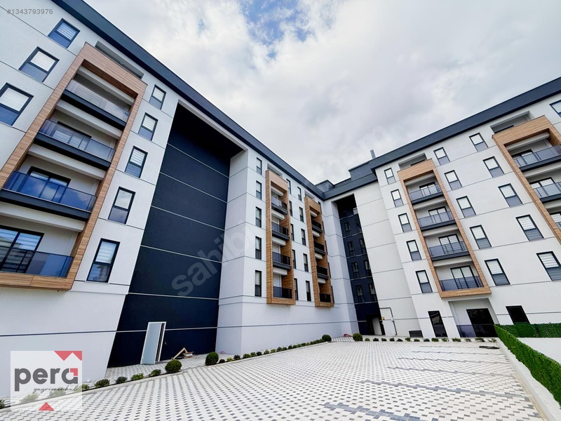 Pera'dan Sıfır Projede Modern Tasarım Ara Kat 2+1 Daire