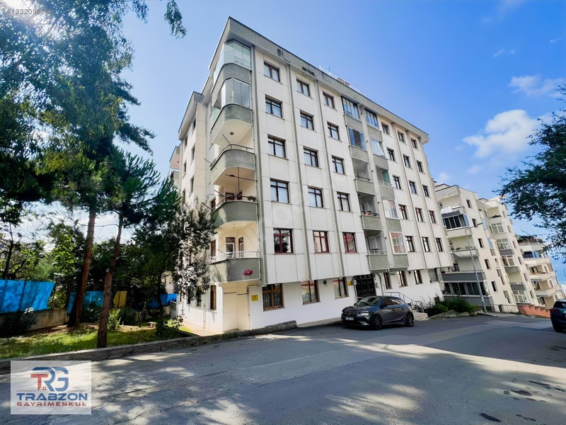Yeşiltepe'de Satılık 3+1 Daire