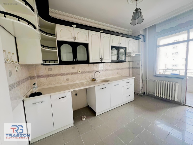 Yeşiltepe'de Satılık 3+1 Daire — fotoğraf 8