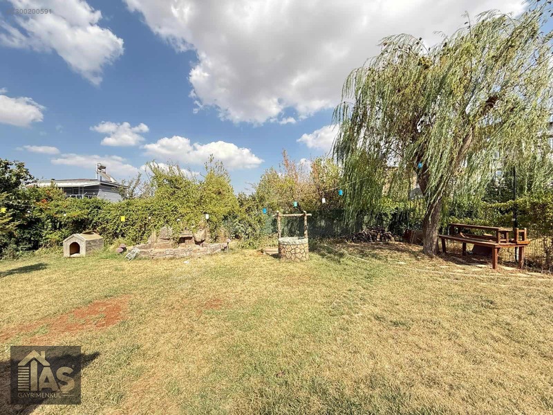 Taş Gayrimenkul'den Burç Esentepe'de 3+1 Villa — fotoğraf 3