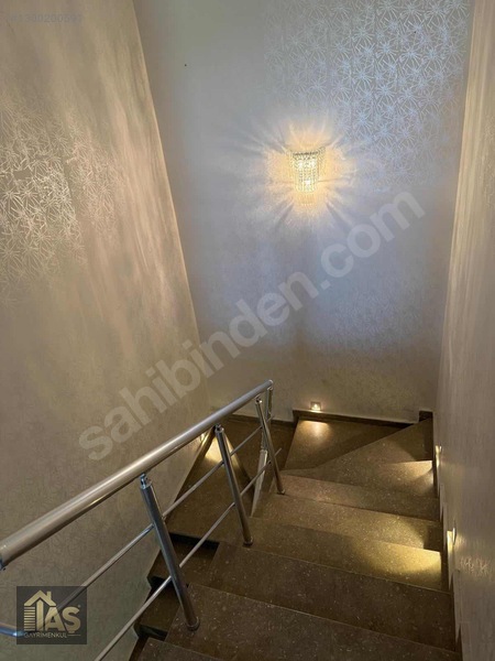 Taş Gayrimenkul'den Burç Esentepe'de 3+1 Villa — fotoğraf 15