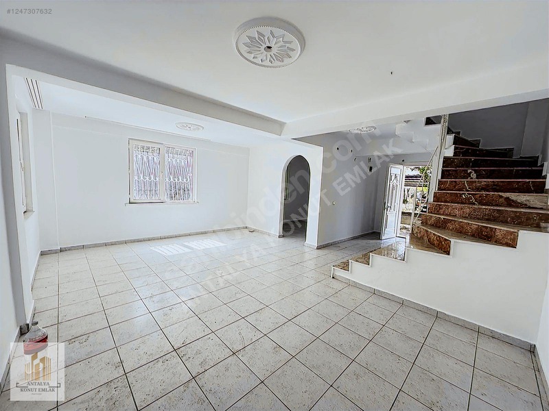 Güzeloba'da Satılık İkiz Villa, 440m² Arsa, 5+1 / 5+1 — fotoğraf 8