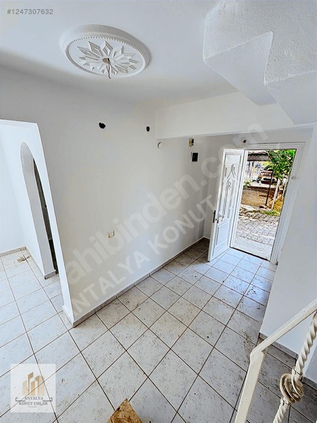 Güzeloba'da Satılık İkiz Villa, 440m² Arsa, 5+1 / 5+1 — fotoğraf 10
