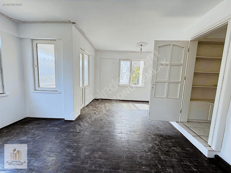 Güzeloba'da Satılık İkiz Villa, 440m² Arsa, 5+1 / 5+1 — fotoğraf 18