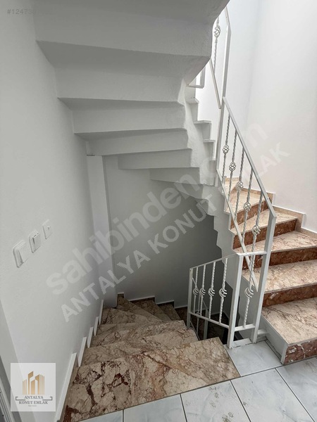 Güzeloba'da Satılık İkiz Villa, 440m² Arsa, 5+1 / 5+1 — fotoğraf 21