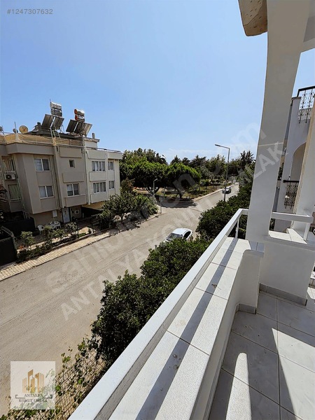 Güzeloba'da Satılık İkiz Villa, 440m² Arsa, 5+1 / 5+1 — fotoğraf 31