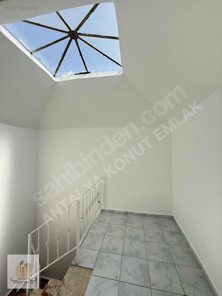 Güzeloba'da Satılık İkiz Villa, 440m² Arsa, 5+1 / 5+1 — fotoğraf 35